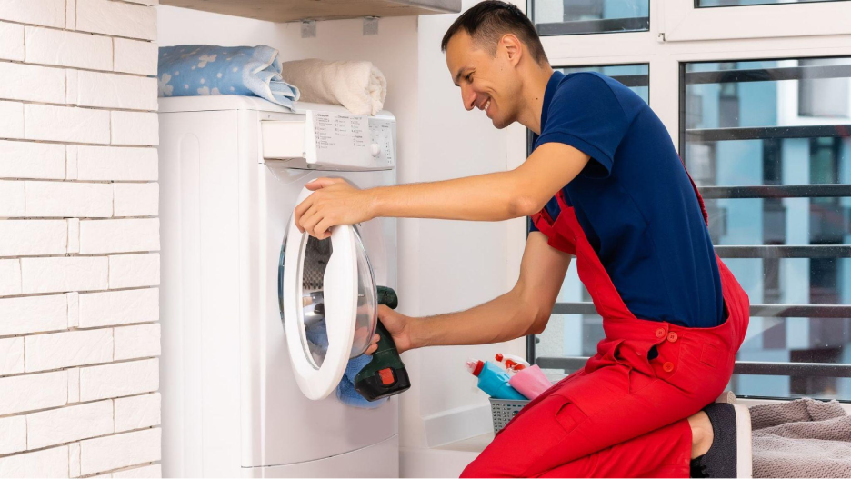 Top 6 Reasons Why Your Washing Machine Is Leaking
